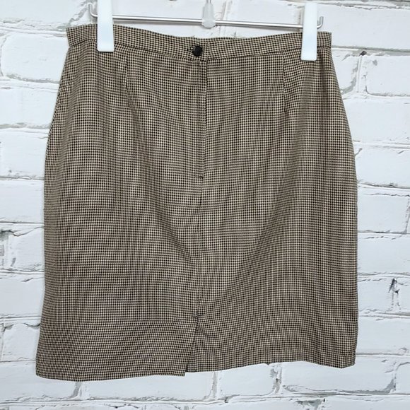 Beechers Brook Houndstooth Brown Mini Skirt - Picture 2 of 4
